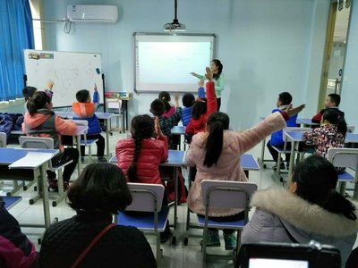 晉城市昂立教育咨詢 助力學(xué)子成長，點亮未來之路